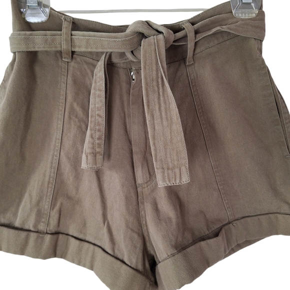 NWT Billabong Women Size 25 100% Cotton Brown Belted Cuffed Shorts Pockets - Picture 3 of 14